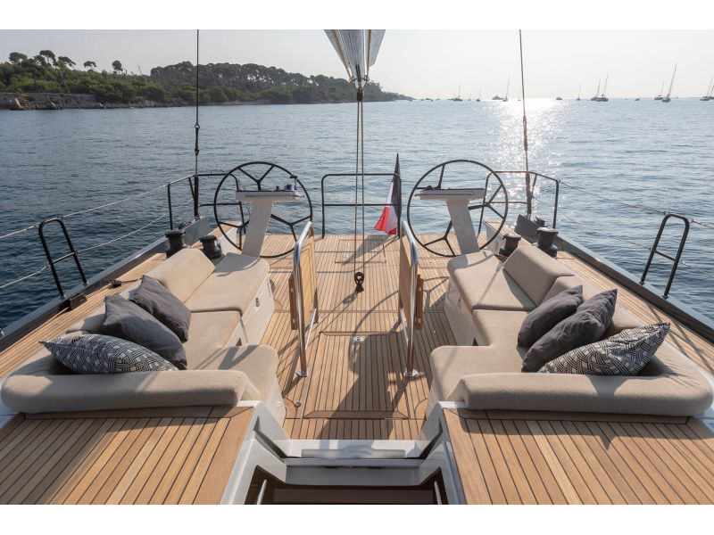 BENETEAU FIRST YACHT 53